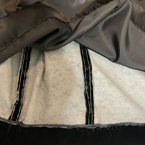 Vintage 1920s Black Velvet Opera Coat | Size M - Picture 7 of 12